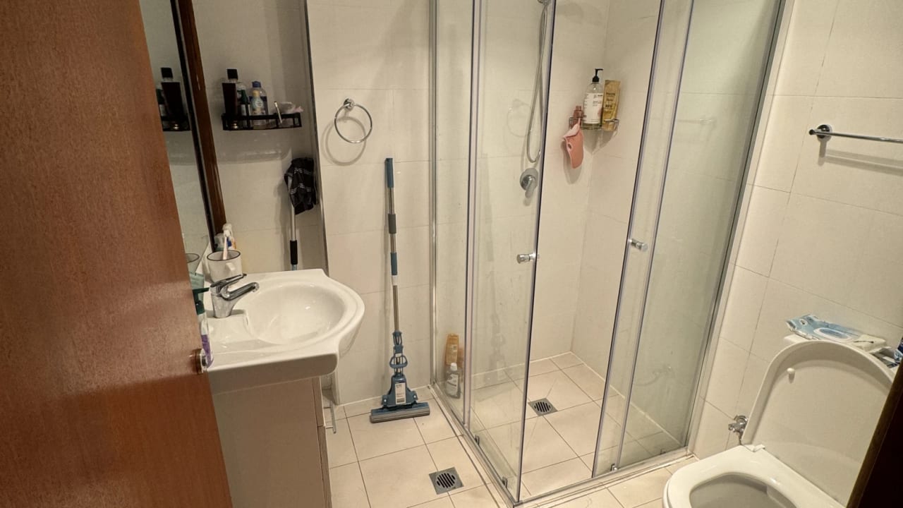 Furnished room with own bathroom