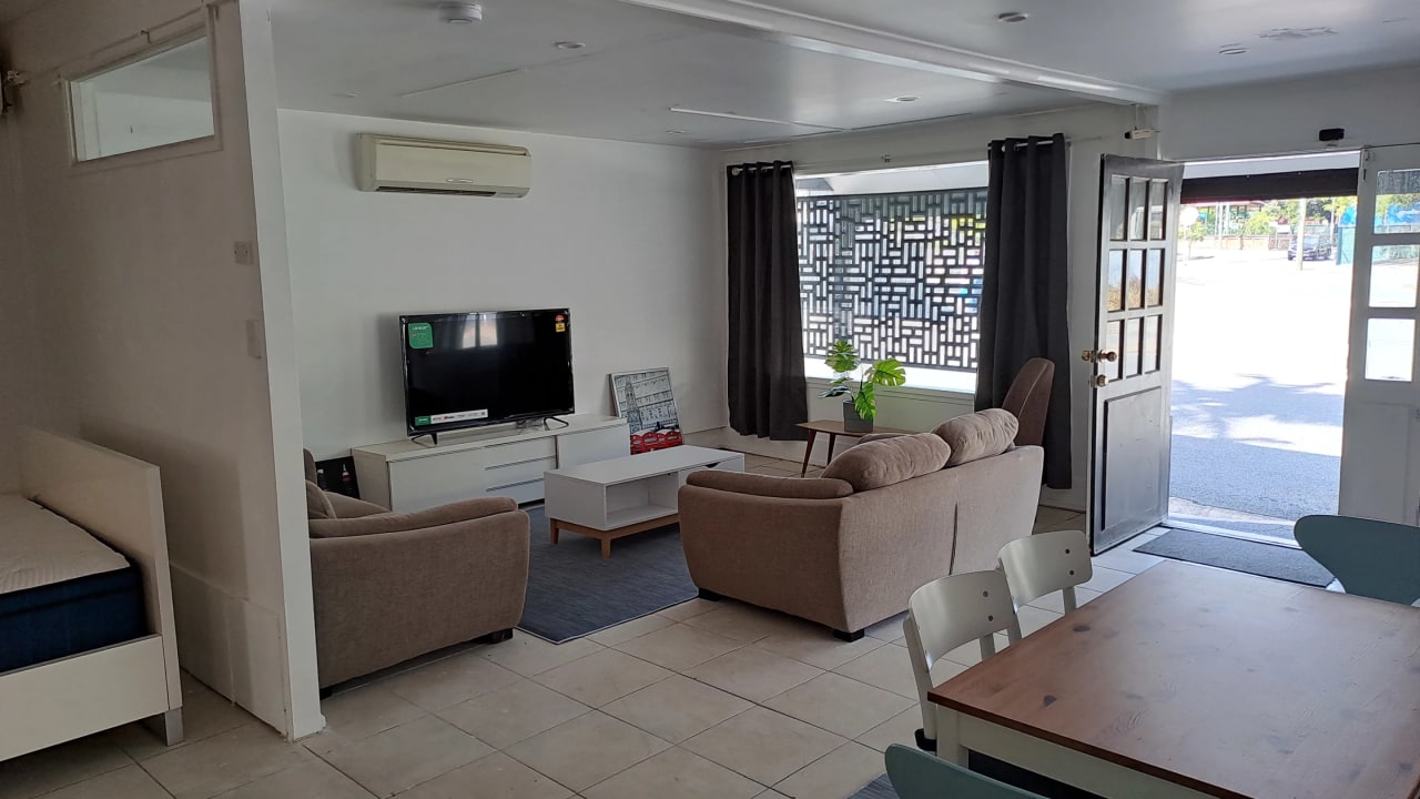 Furnished room studio flat for rent