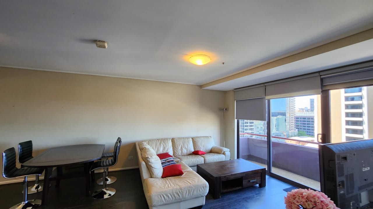 Furnished room in a flatshare