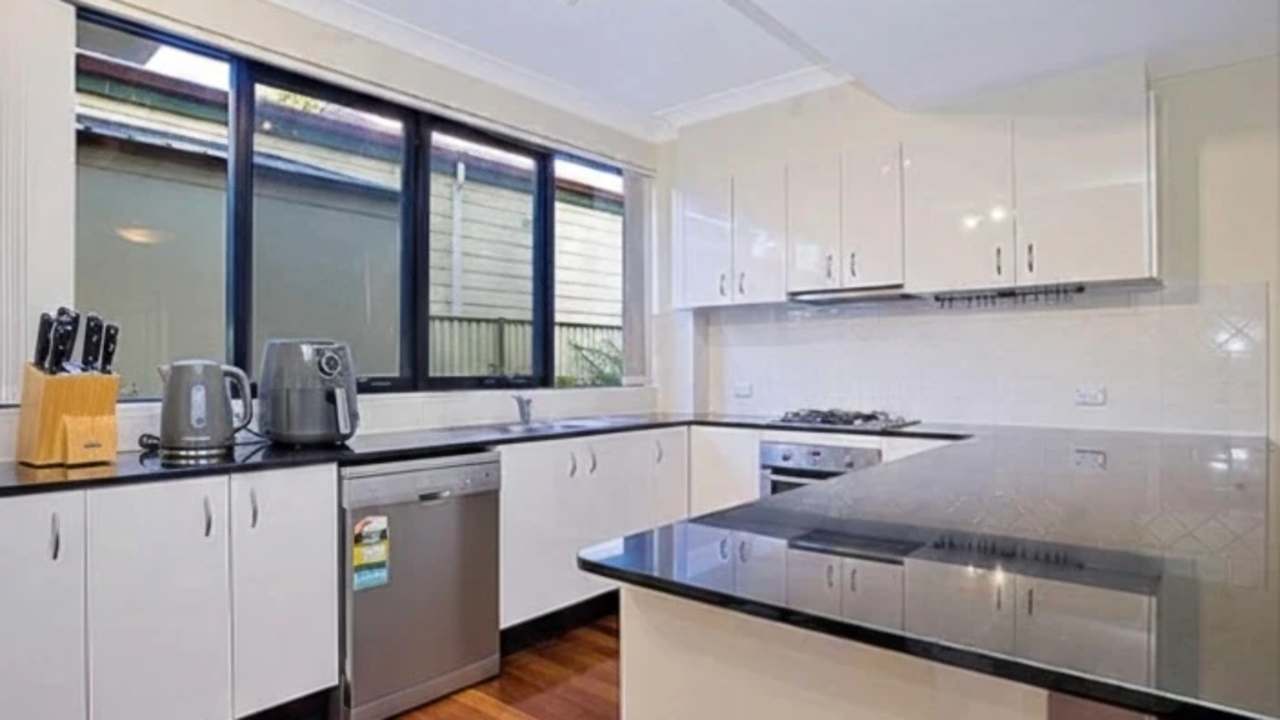 Furnished room with ensuite in a share house