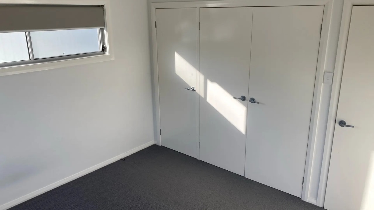 Room in a share house