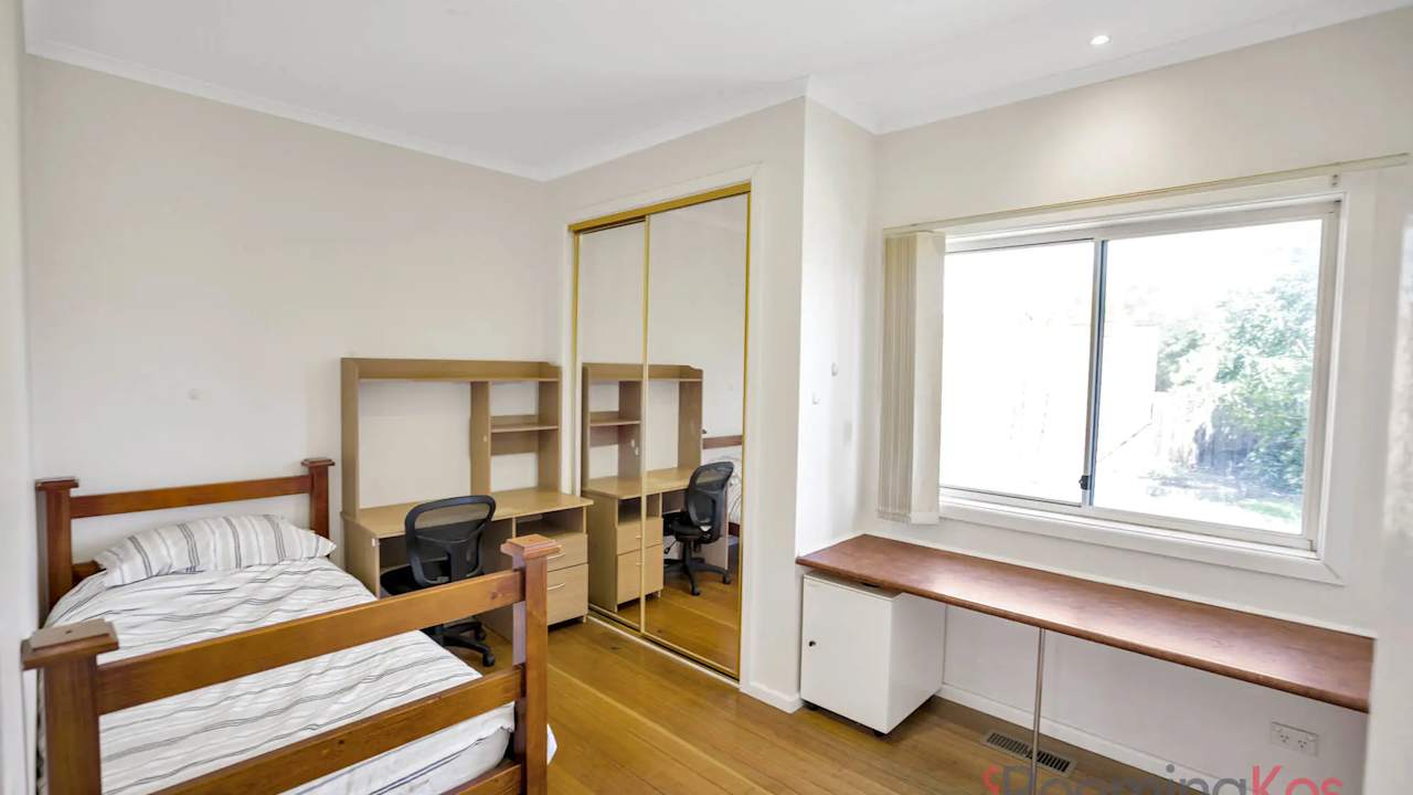 Furnished room in a share house