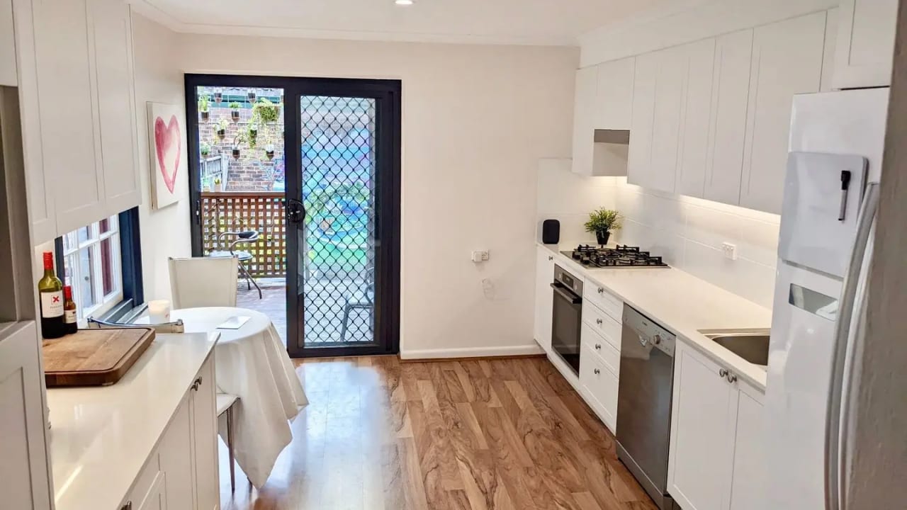 Furnished room in a share house