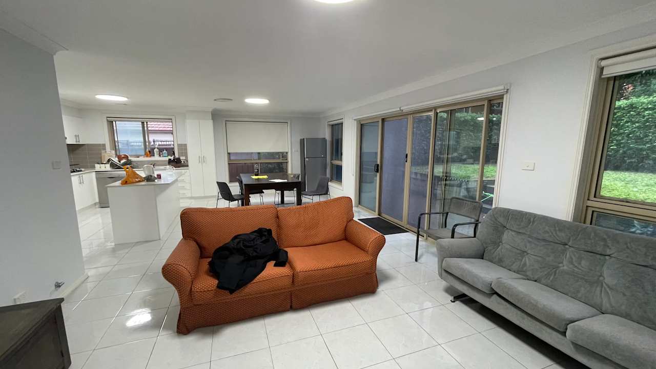 Furnished room in a share house