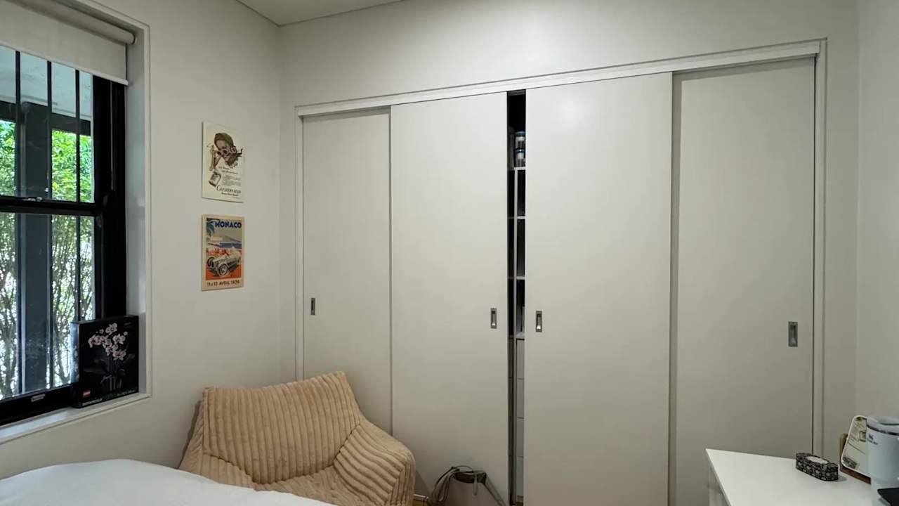 Unfurnished room with own bathroom