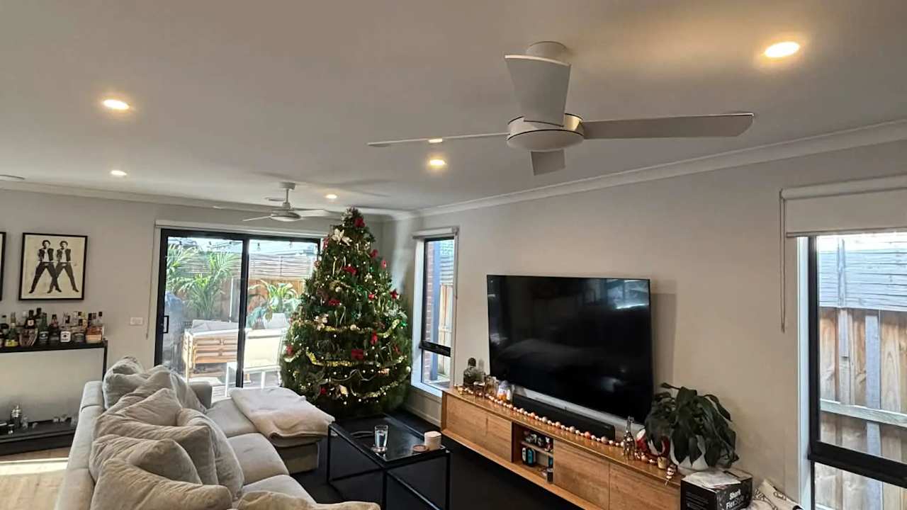 Unfurnished room in a share house