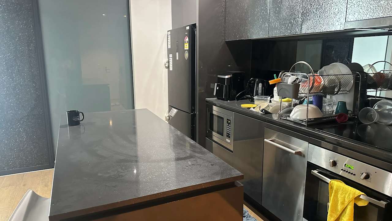 Furnished room with ensuite in a flatshare