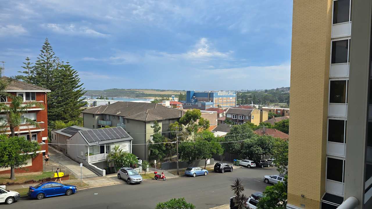 Whole property with 2 rooms for rent
