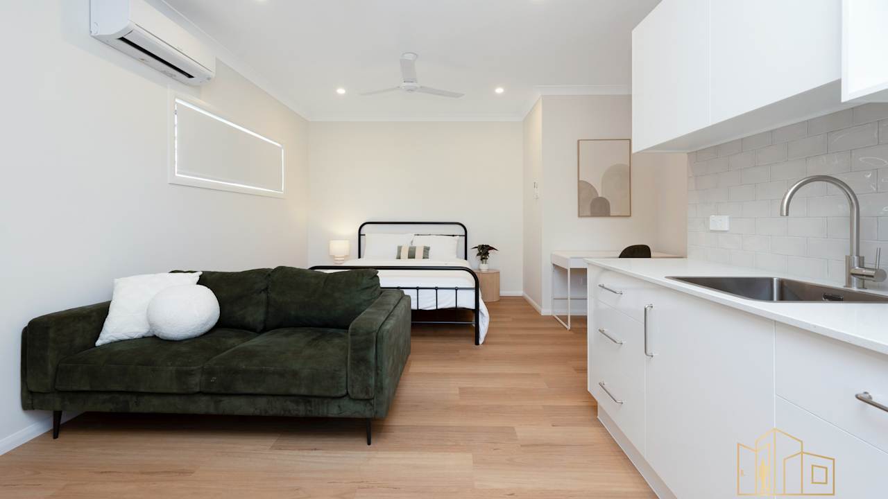 Furnished room with ensuite in a share house