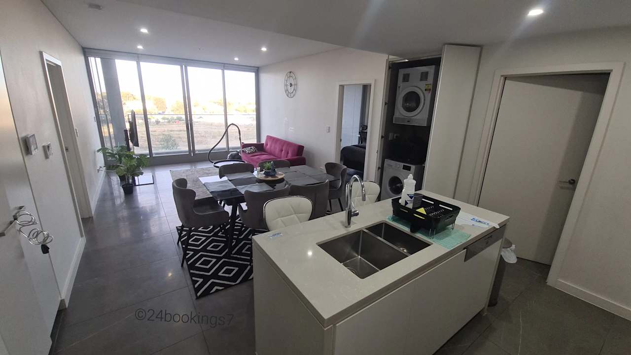 Furnished room in a flatshare