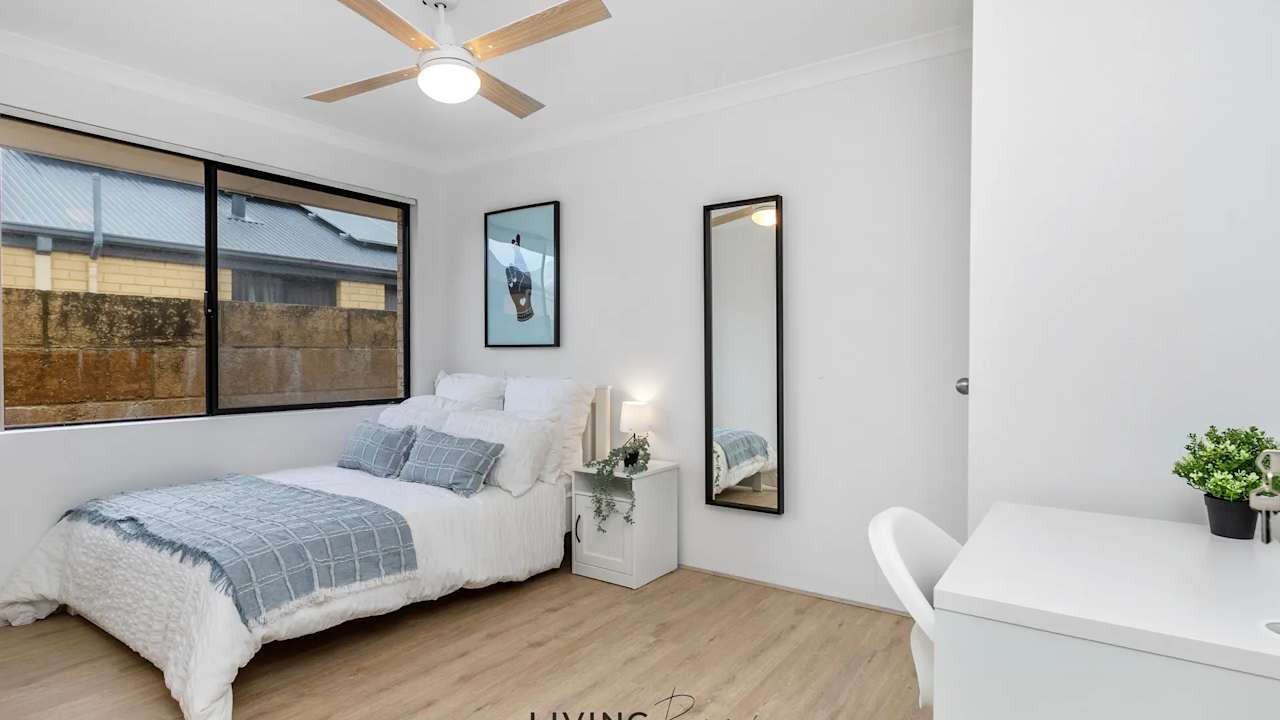 Furnished room in a share house