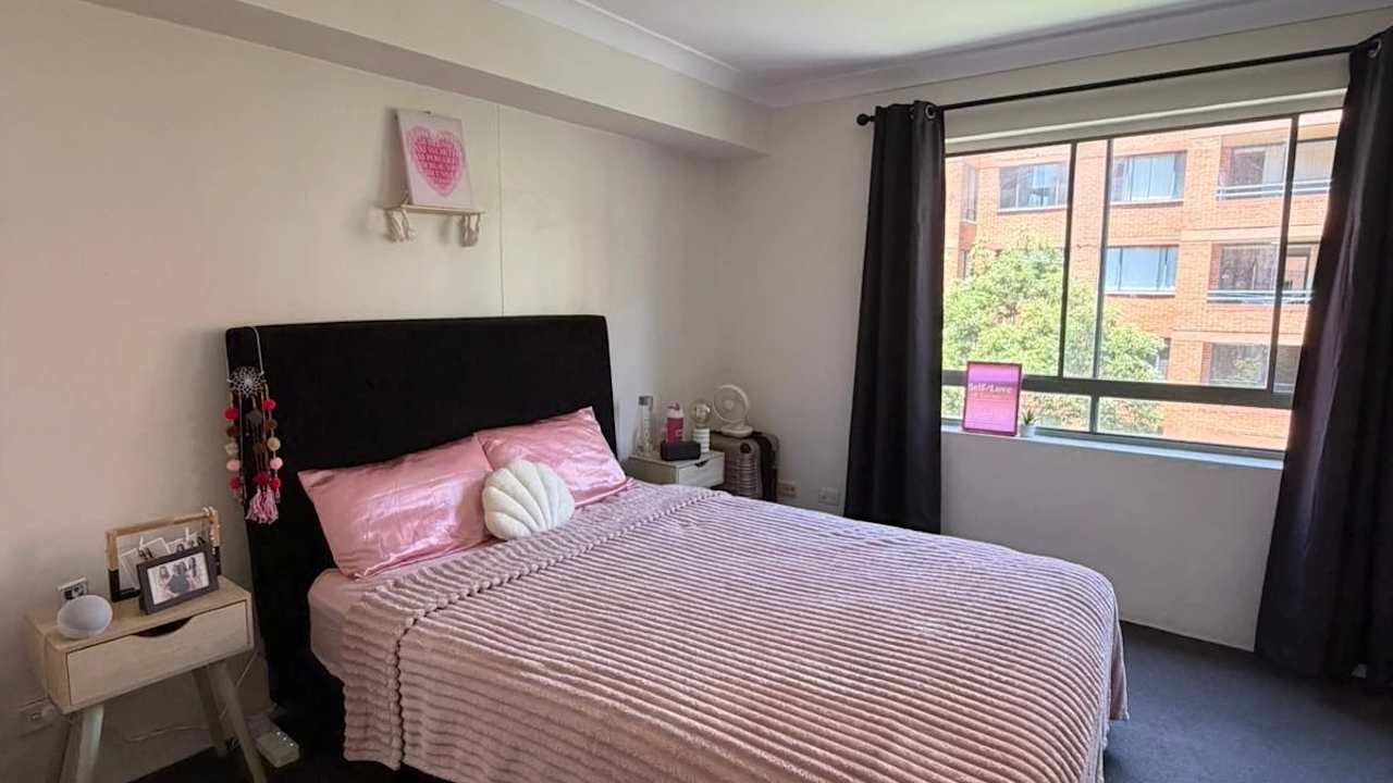 Furnished room with ensuite in a share house