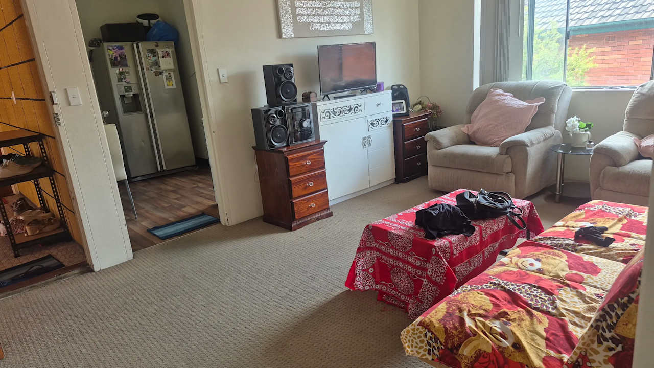 Furnished room in a flatshare