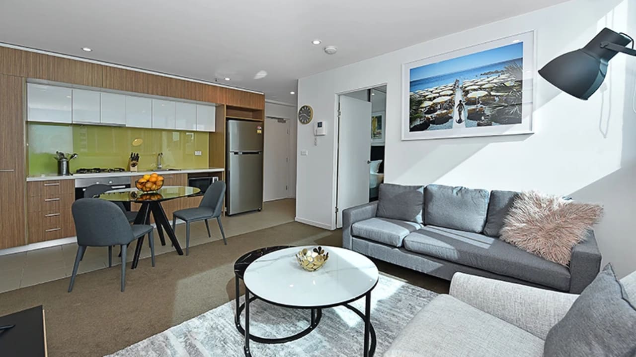 Whole property with 2 rooms for rent