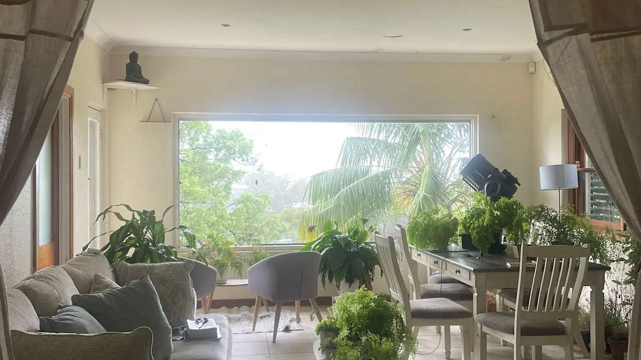 Room in a share house