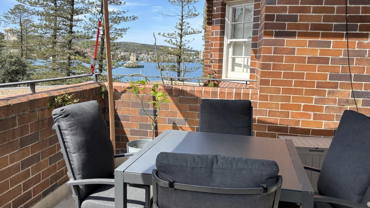 Furnished room with own bathroom