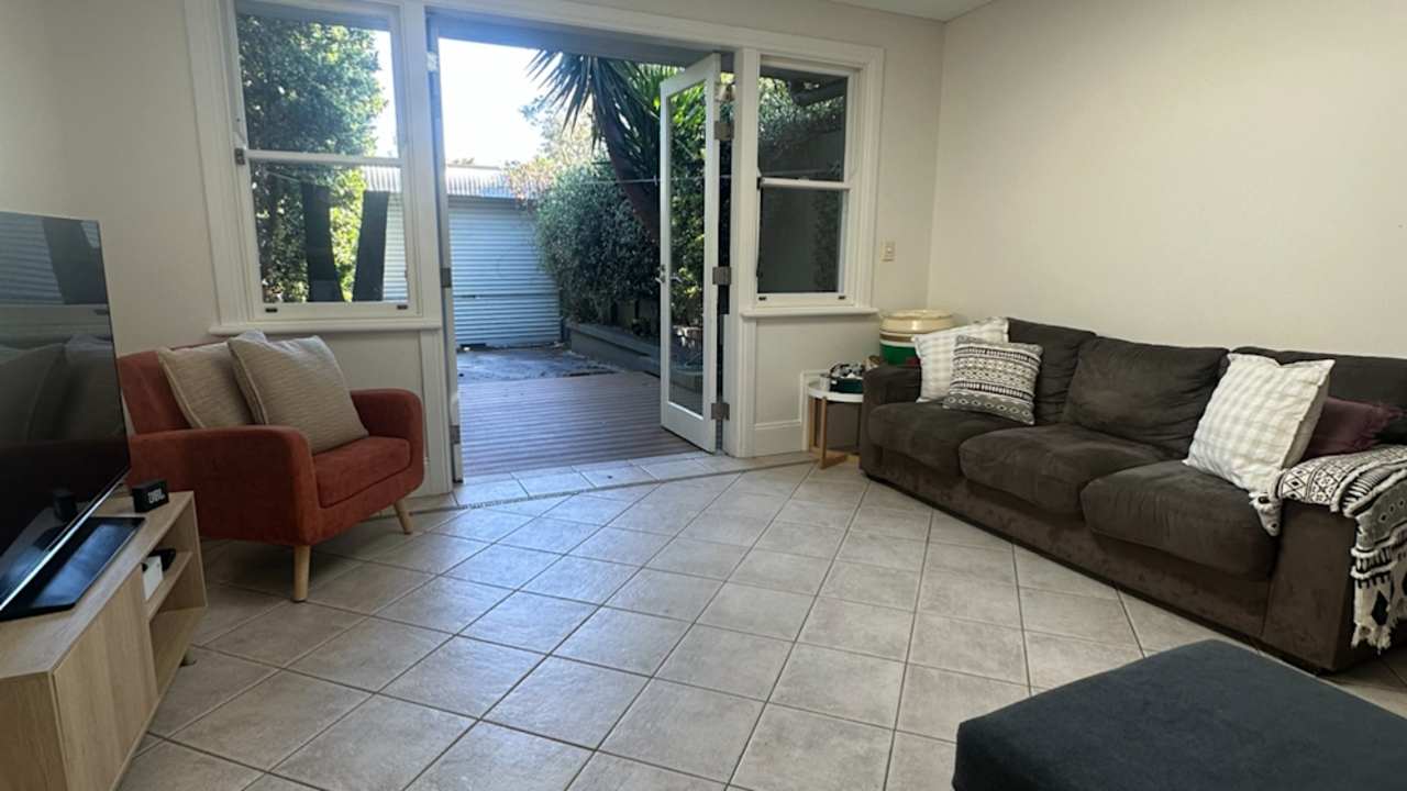 Unfurnished room in a share house