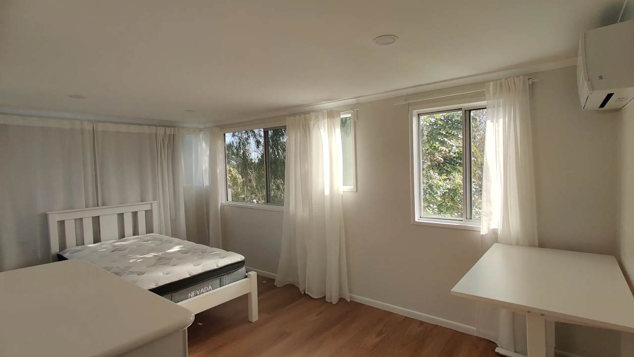 Room with ensuite in a share house