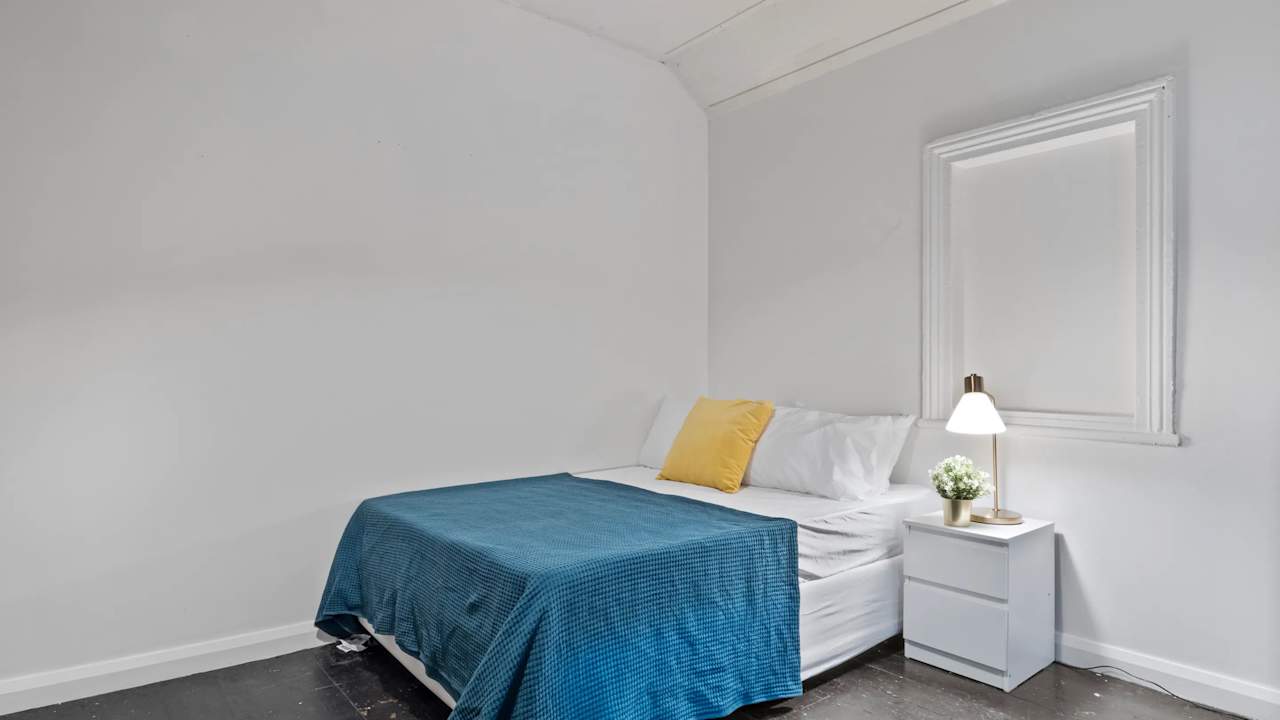 Furnished room studio flat for rent