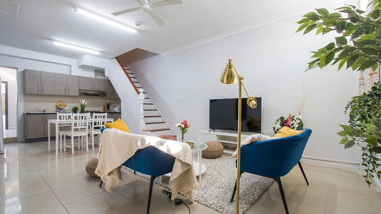 Furnished room in a share house