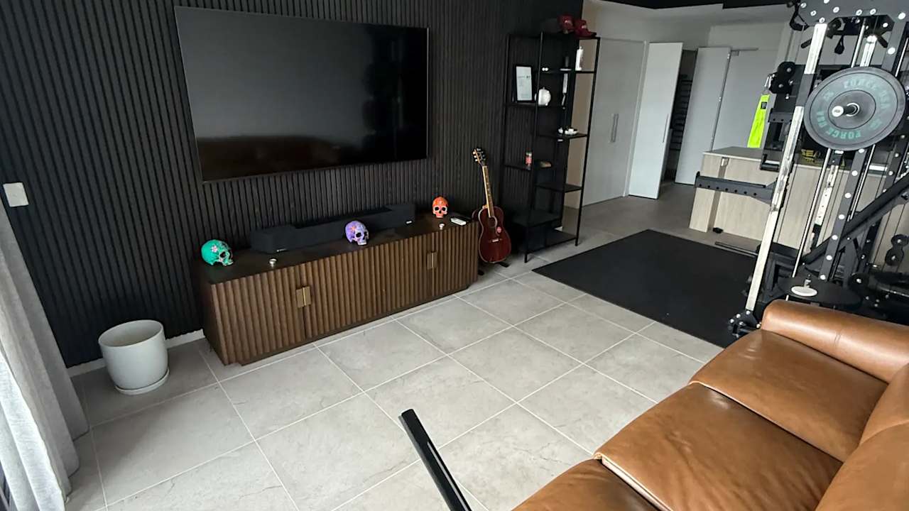 Furnished room with own bathroom