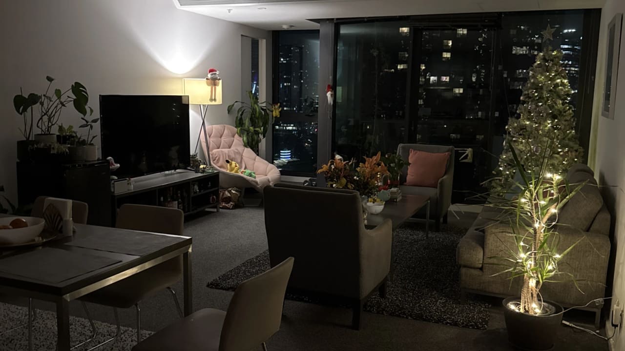 Furnished room with ensuite in a flatshare