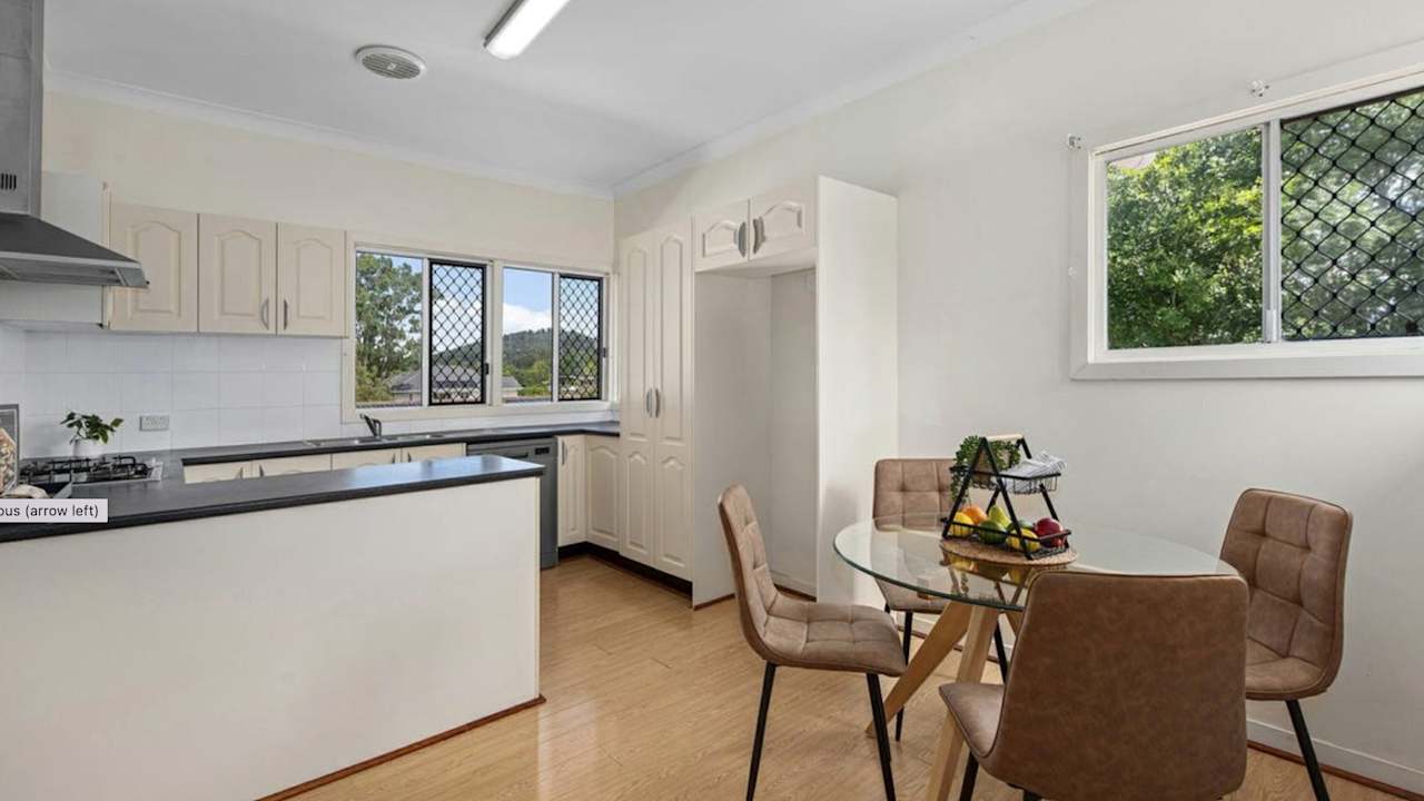 Whole property with 3 rooms for rent