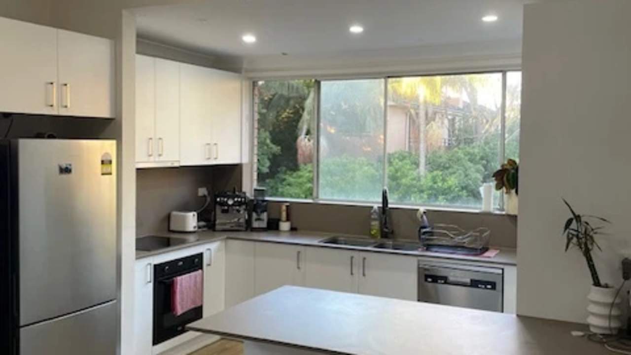 Unfurnished room in a flatshare