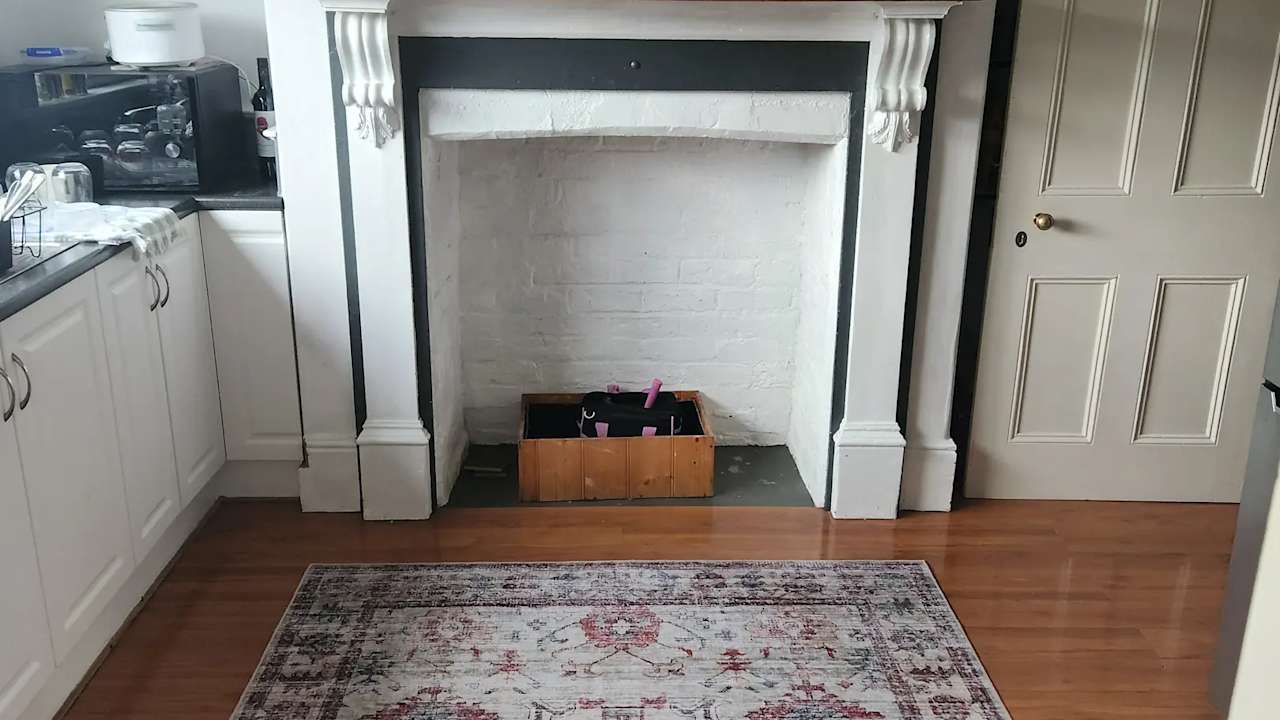 Unfurnished room in a share house