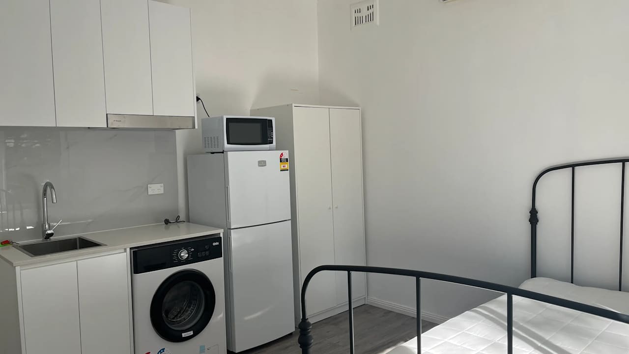 Furnished room studio flat for rent