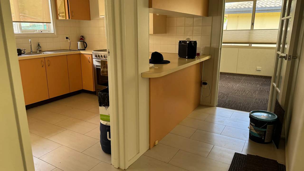 Room in a share house