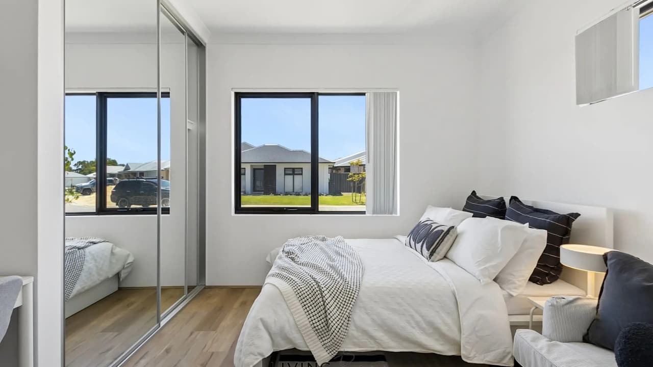 Furnished room with ensuite in a share house