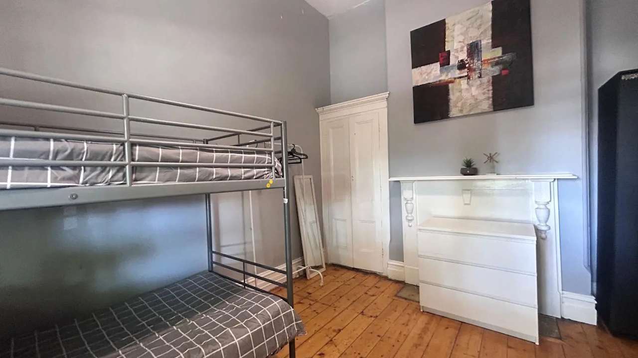 Furnished room in a share house