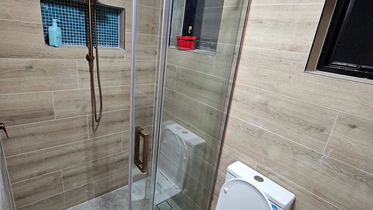 Room with ensuite in a share house