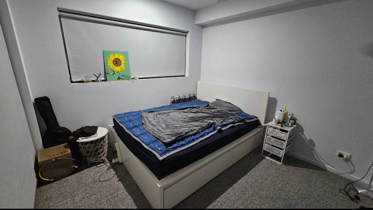 Furnished room with own bathroom