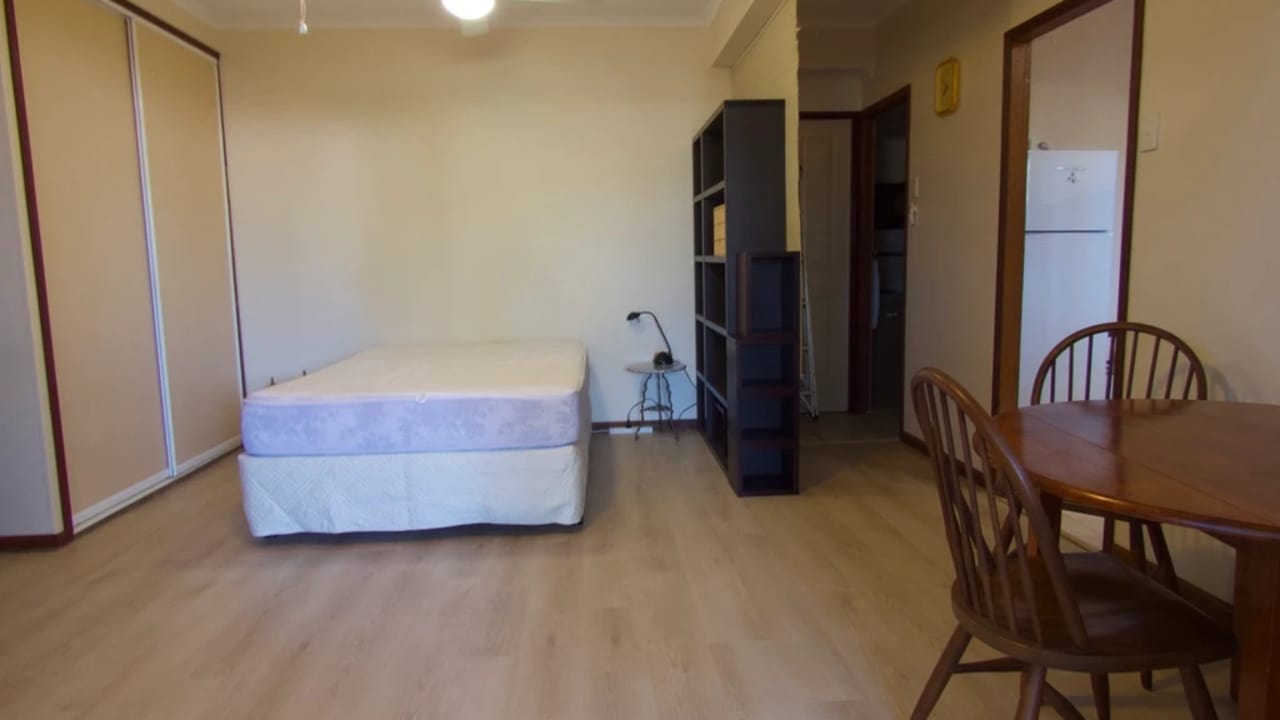 Furnished room studio flat for rent