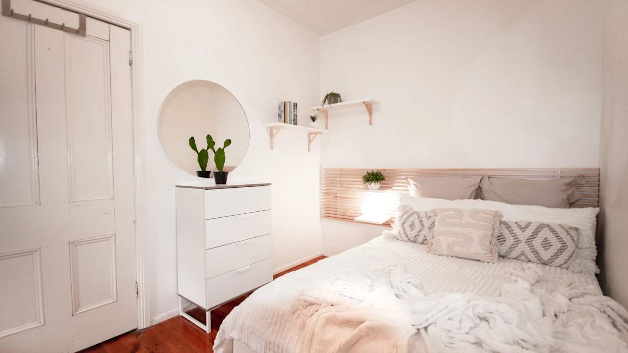 Furnished room with own bathroom