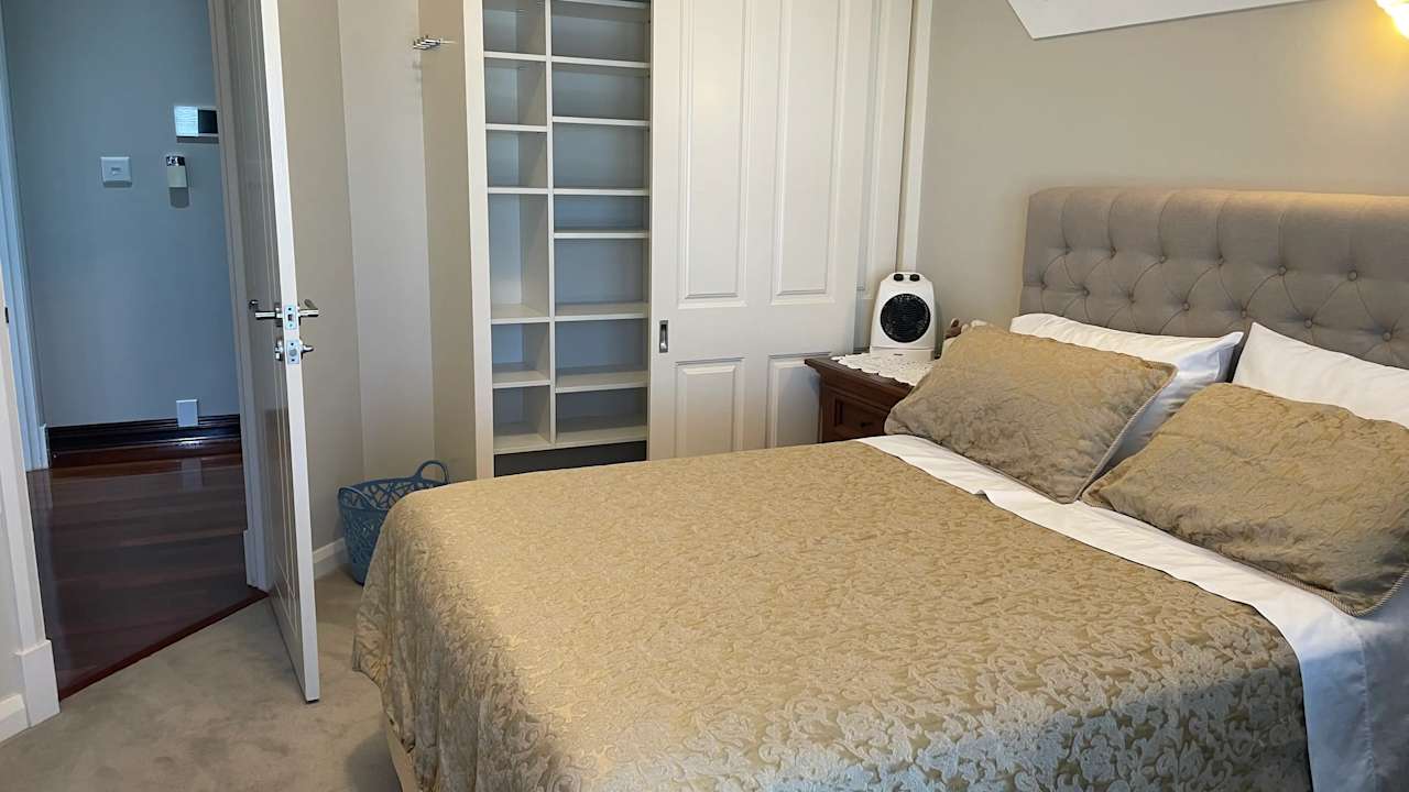 Furnished room with own bathroom