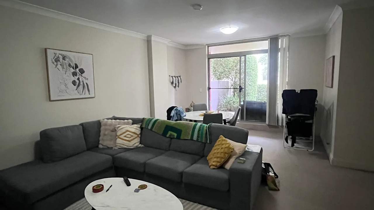 Unfurnished room with own bathroom