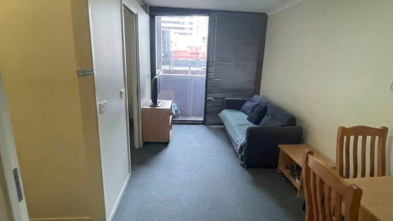 Whole property with 2 rooms for rent
