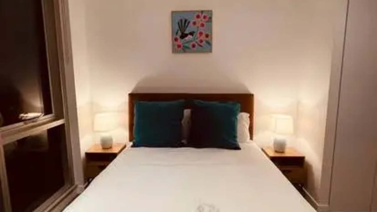 Whole property with 2 rooms for rent