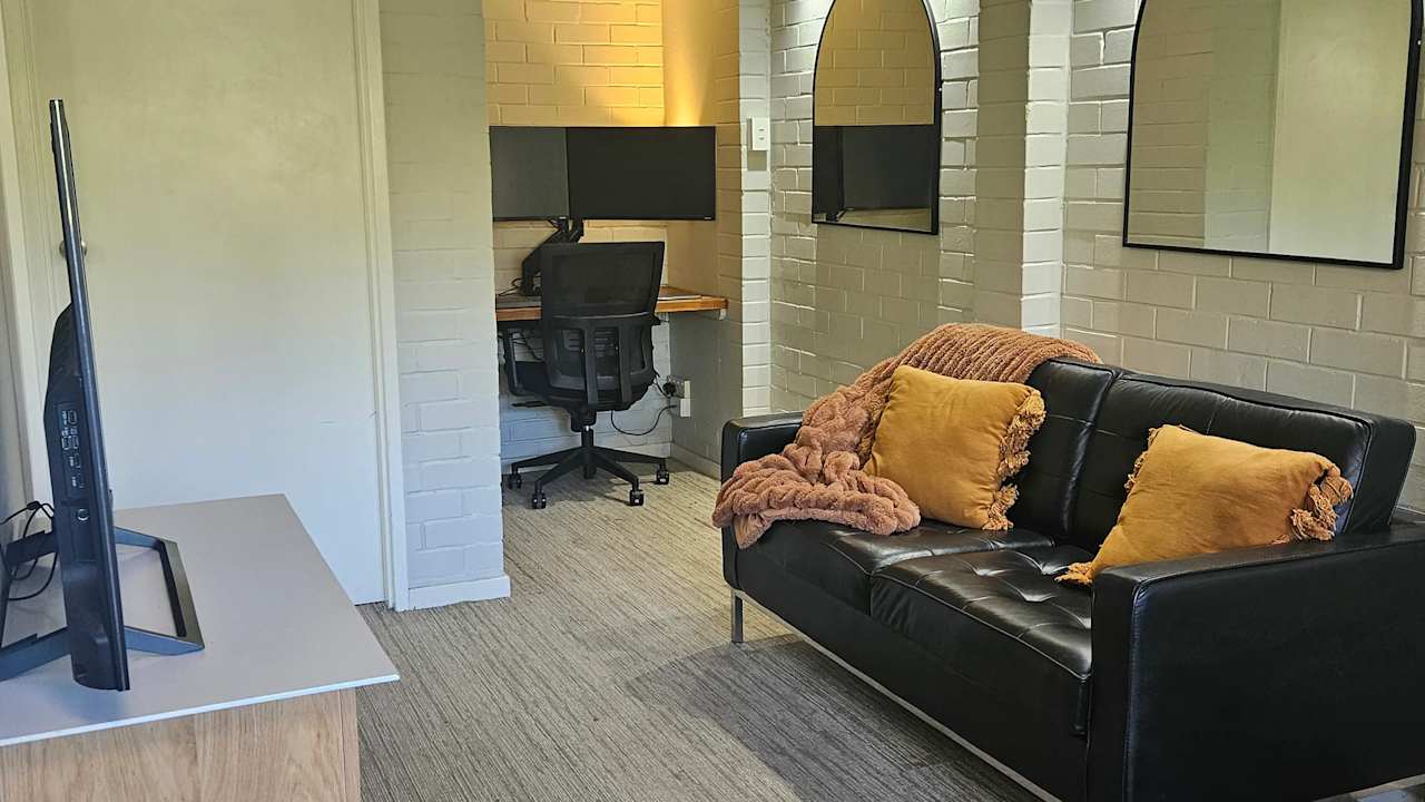 Room granny flat for rent