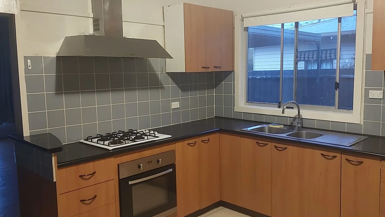 Whole property with 4 rooms for rent
