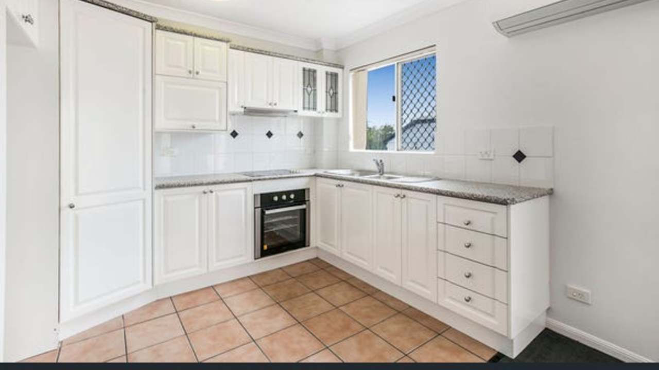 Unfurnished room with own bathroom
