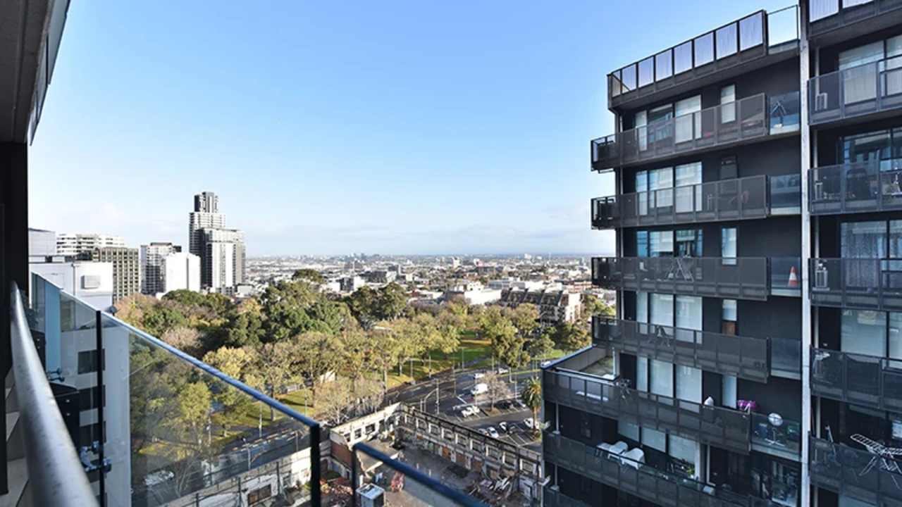 Whole property with 3 rooms for rent