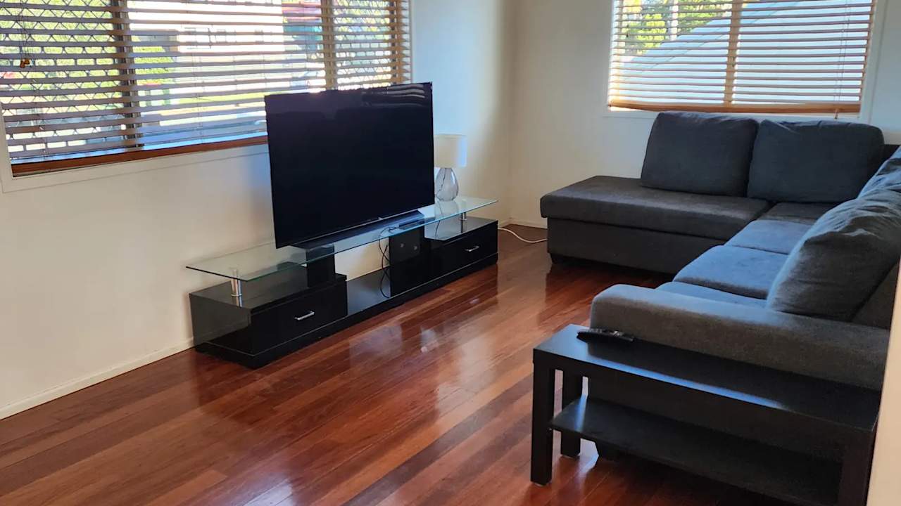 Room in a share house