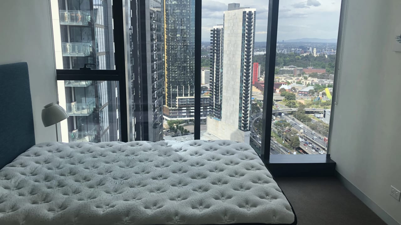 Furnished room with ensuite in a flatshare