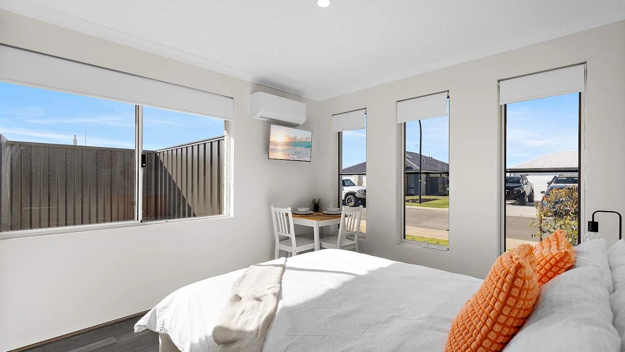 Furnished room with ensuite in a share house