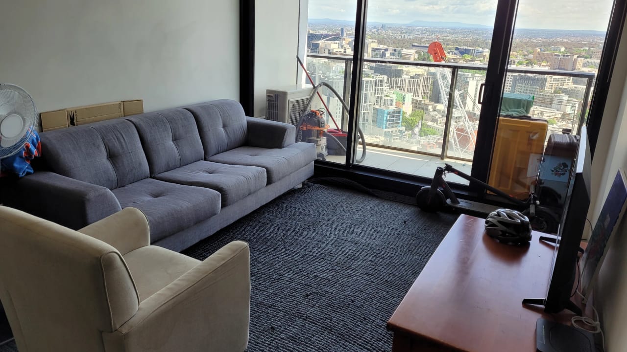 Furnished room with own bathroom