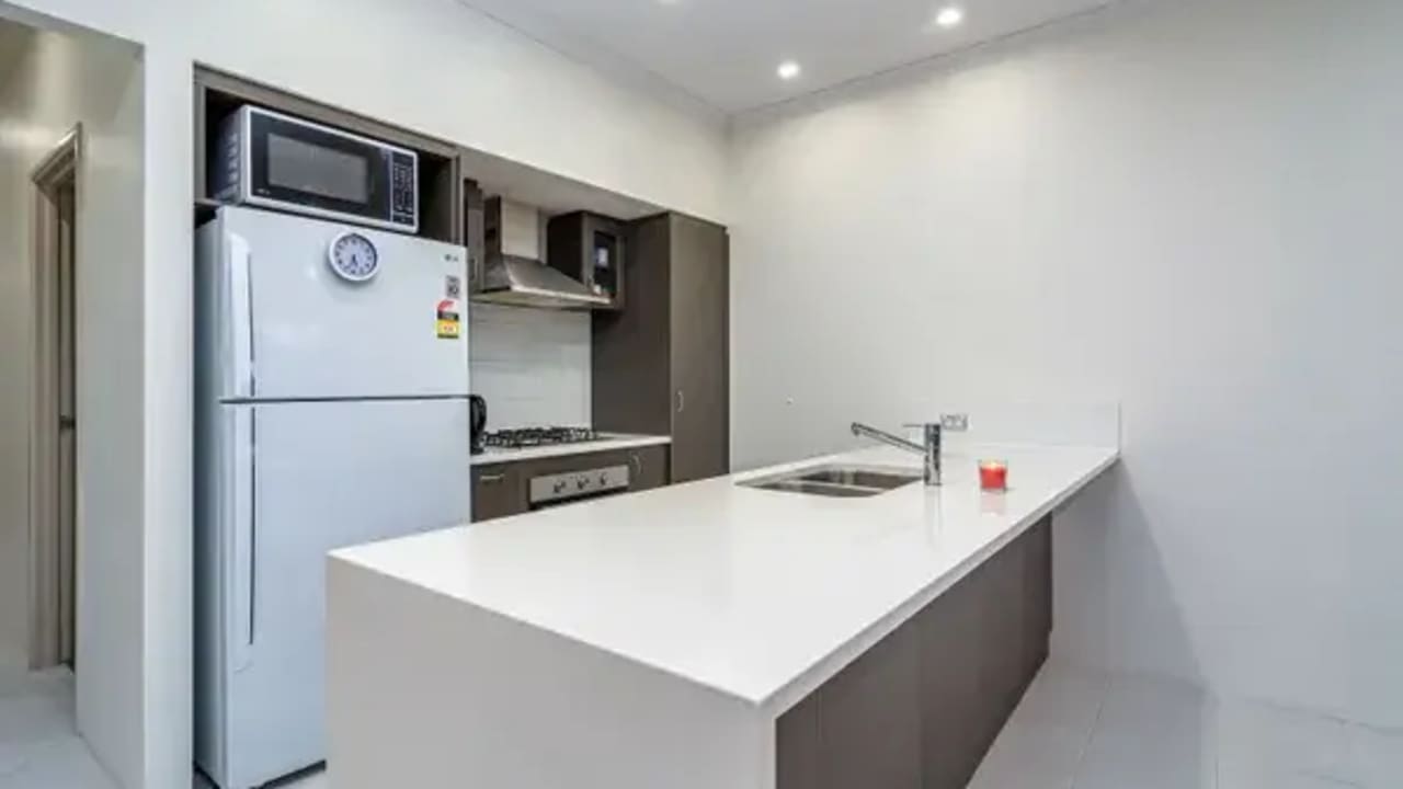 Whole property with 2 rooms for rent